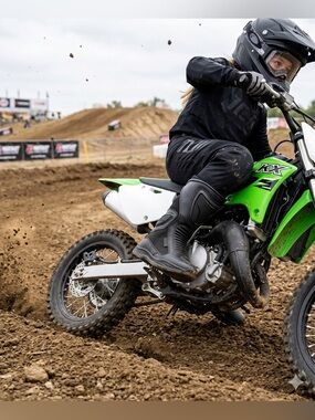 Icon Reign Waterproof Moto Motorcycle Boots Women’s 7.5 Side Zip Riding Gear